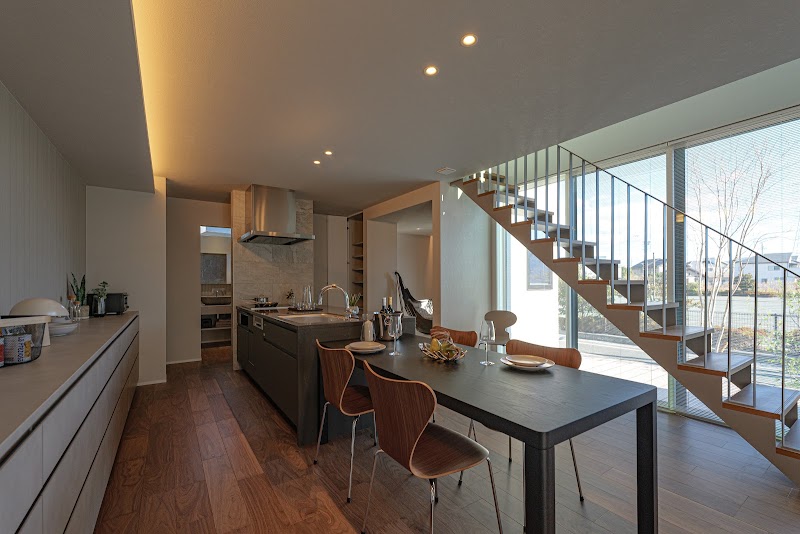 株式会社アールプランナー