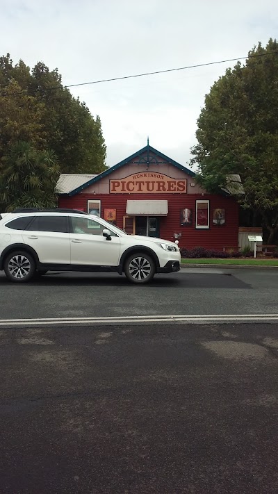 Photos of Huskisson Pictures