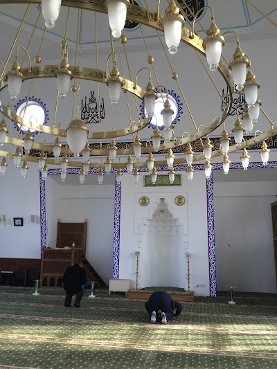 Yunus Emre Tepe Camii