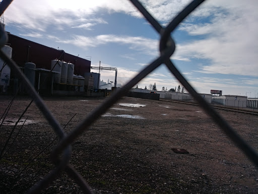 Clovis Ave Self Storage