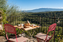 Les Maisons Mado à Venasque