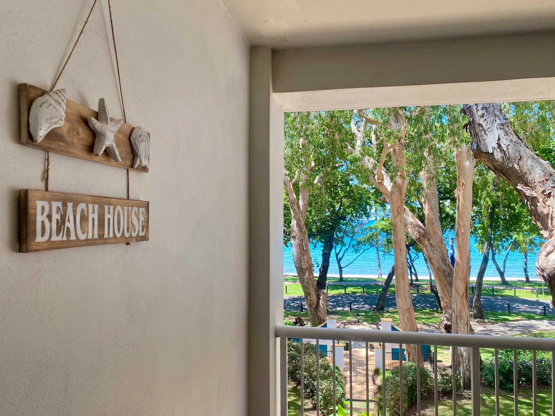 BeachView Apartments at Villa Paradiso