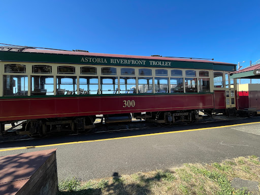 Astoria Riverfront Trolley