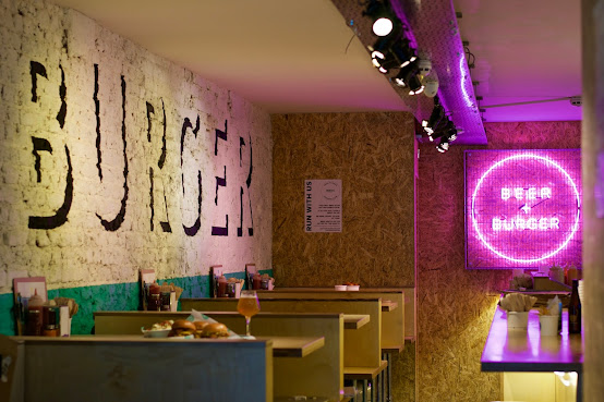 Beer + Burger Store Dalston by null