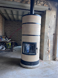 Photo n°12 de Valet Sylvain Entre Pierre et Flamme à Le Blanc (Société de fabrication d'escaliers)