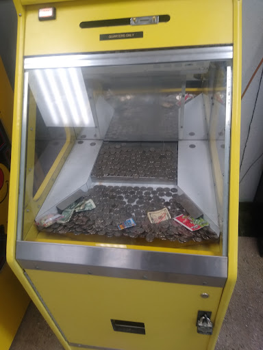 Whitney's Laundromat Gallery - United States