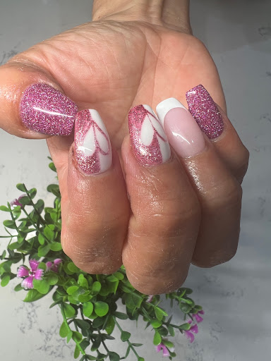Xscape Nails Logo