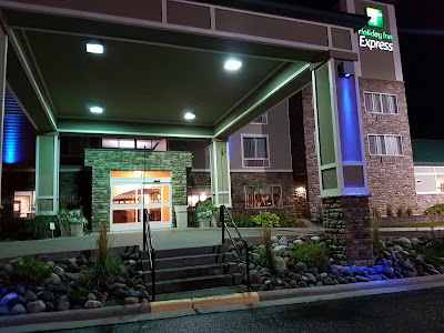 Photos of Holiday Inn Express Houghton-Keweenaw