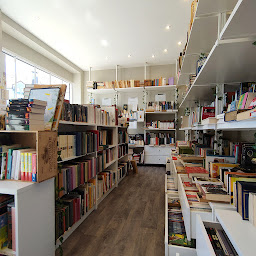 Photo n°2 de Librairie Livringstone à Bry-sur-Marne (Librairie)
