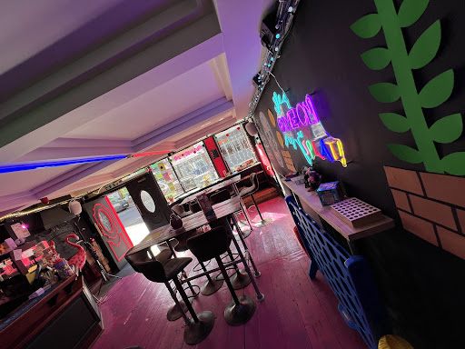 Game On & Splat! Gallery - United Kingdom