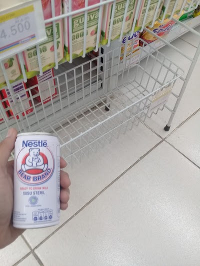 Photos of Indomaret Sukamurni