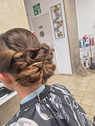 Photo n°3 de Styl ' In .Spa du cheveu bronzage expert SUN COSMETICS FRANCE à Villenauxe-la-Grande (Salon de coiffure)