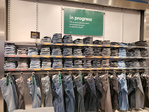 Photo n°37 de Jules Lisieux à Lisieux (Magasin de smokings)