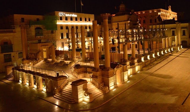 Pjazza Teatru Rjal