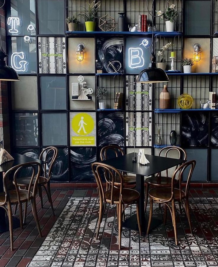 ذي جاذرينج بسترو