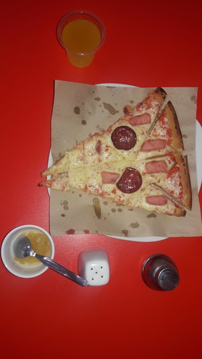 photo of Club Roca Video Pub - Giogio's Pizza