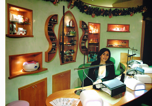 Marylù Nails&Beauty di Patella M.L. - centro estetico e abbronzatura, manicure