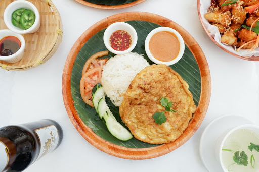 Lotus Thai Bistro - Thumbnail