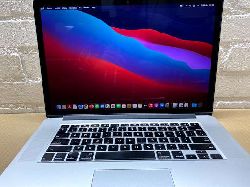 laptop033 - Visual