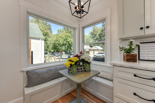 Anne Gordon Real Estate Group - Thumbnail