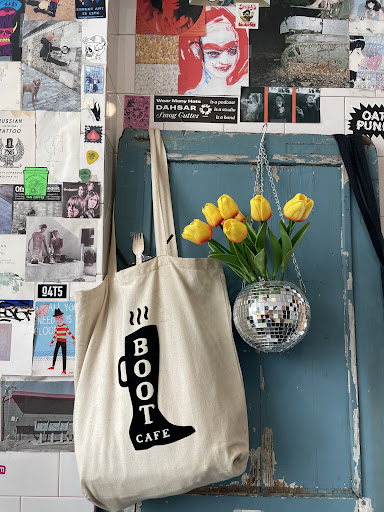 Boot Café Gallery - France