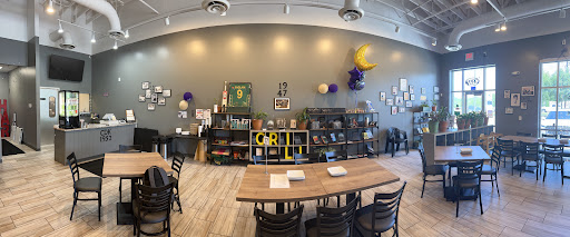 Cafe de Khan - Visual