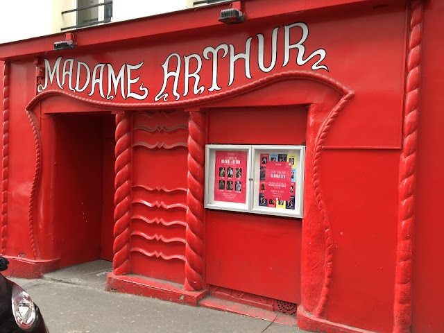 Madame Arthur