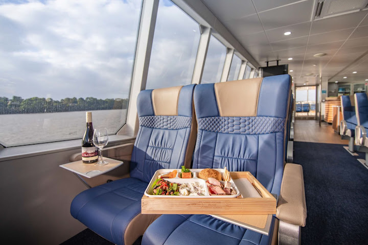 World Heritage Cruises by null