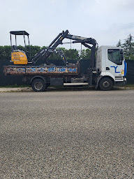 Photo n°23 de Magnard Joseph - Terrassier Drôme : Travaux Vrd Terrassement Création Terrasse Nettoyage Façade 26 Montélimar à Montélimar (Façadier)