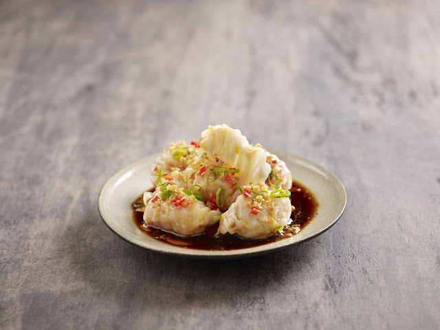 Le Shrimp Noodle Bar @ The Americana at Brand by null