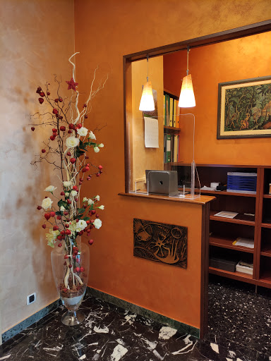 Studio Dentistico Dott. Carlo Alberto Cirnigliaro (Borgaro) - Thumbnail