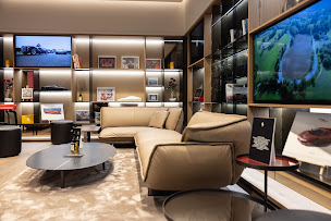 Photo n°5 de Ferrari Modena Sport à Balma (Vendeur de voitures d'occasion)