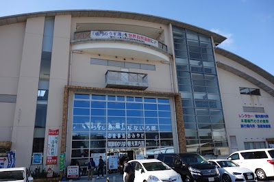 Photos of Awaji Puppet Theater