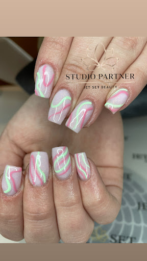 Daniela Gaus Nageldesign - Thumbnail