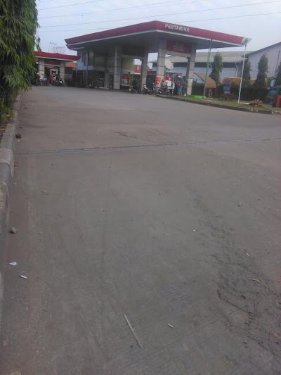 Photos of Pertamina gas station 34-40240
