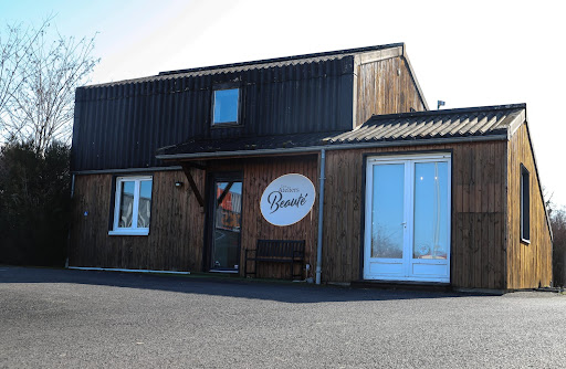 Photo de LES BOIS NOIRS SPA à Saint-Rémy-sur-Durolle (63550)