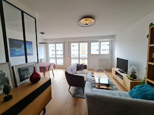 Photo n°2 de Fenêtres d'hier et d'aujourd'hui à Villebon-sur-Yvette (Magasin de fenêtres en PVC)