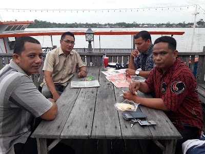 Photos of Kampoeng Oelin