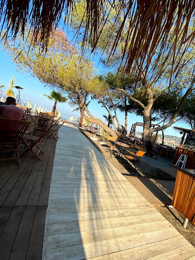 CAFE DEL SOL (Beach Bar)