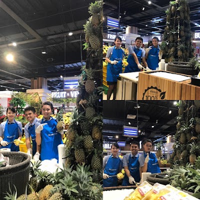 Photos of Transmart Starsquare Manado