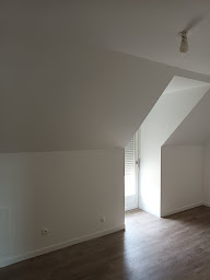 Photo n°19 de La dame qui peint à Margny-lès-Compiègne (Peintre en bâtiment)