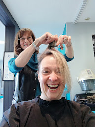 Photo n°27 de Passion Coiffure à Rospez (Geneviève ) à Rospez (Salon de coiffure)