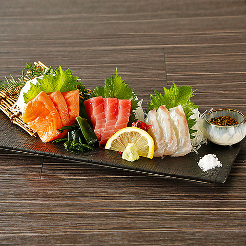 個室完備 藁焼き居酒屋 龍馬 はなの舞 新宿駅西口店