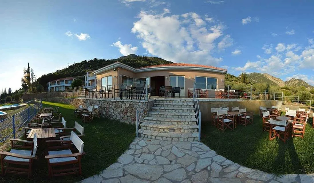 Hotel Theasis