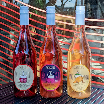 Vino Carta Wine Shop and Bar by null