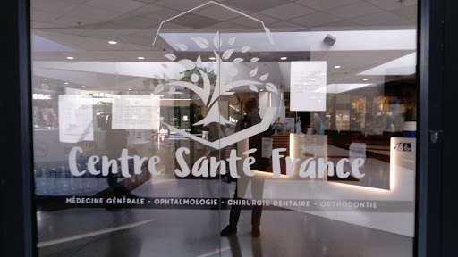 Centre Médico-Dentaire Et Ophtalmologique Auchan Bois Sénart - Cesson - Thumbnail