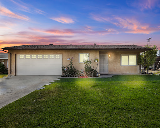 Vicky Maliszewski - Realtor - Thumbnail