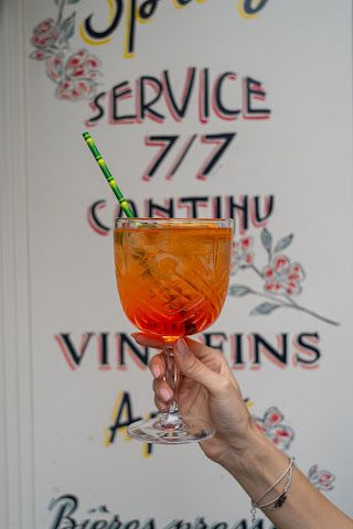 Comptoir des Archives by null