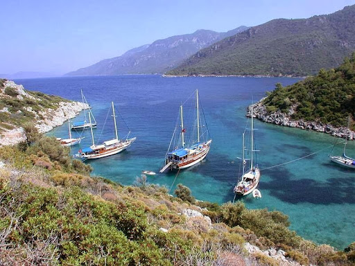 ARYA Yachting and Tours