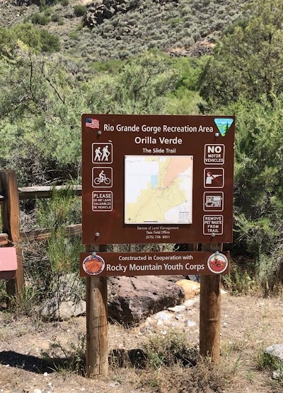 The Slide Trail lower trailhead